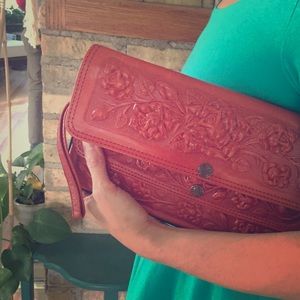2 fold Vintage Leather Clutch with Flower Design